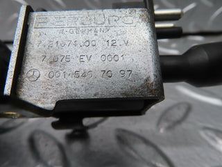 21591 Mercedes-Benz W126 300SE Vacuum Control Valve Pierburg 0015407097