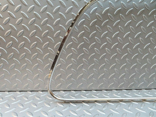 2047 Mercedes-Benz W105 219 PONTON Rear Right Door Chrome Trim