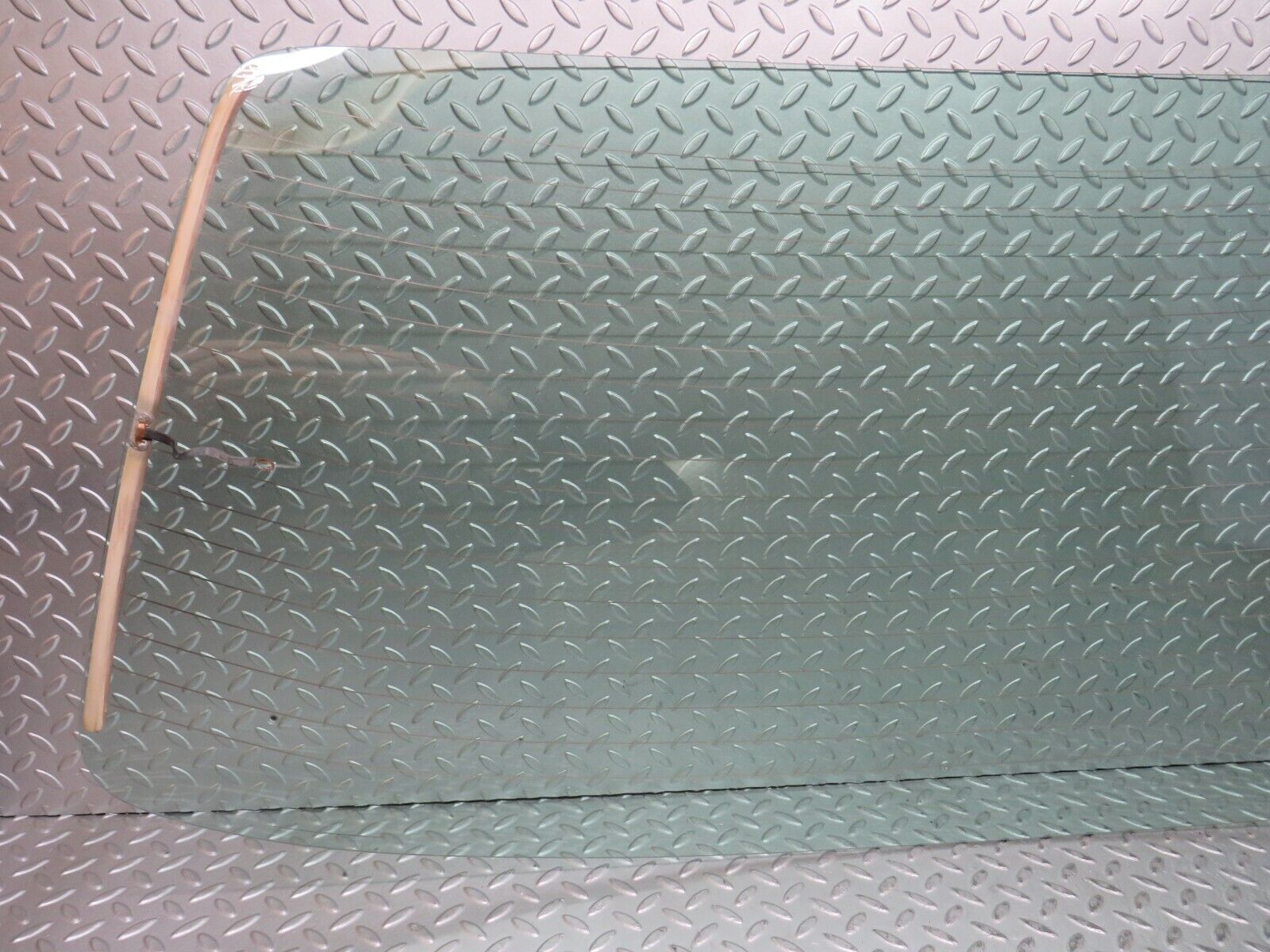 28593 Mercedes-Benz W123 230E Rear Heated Windscreen Glass