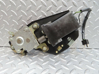 14387 Mercedes-Benz W116 350SE Sunroof Motor With Bracket 0008202807