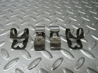 W114 valve rocker arm with retaining spring used OEM