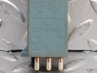 28320 Mercedes-Benz S123 240D Wagon Wiper Relay 0335320020