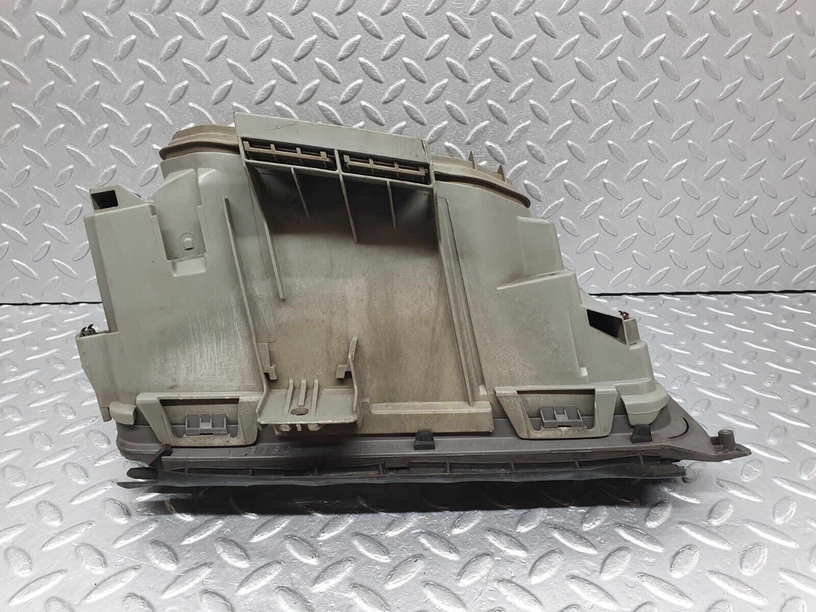 41433 Mercedes-Benz W124 200E Headlight Left Side Bosch 1305621038 1305235093