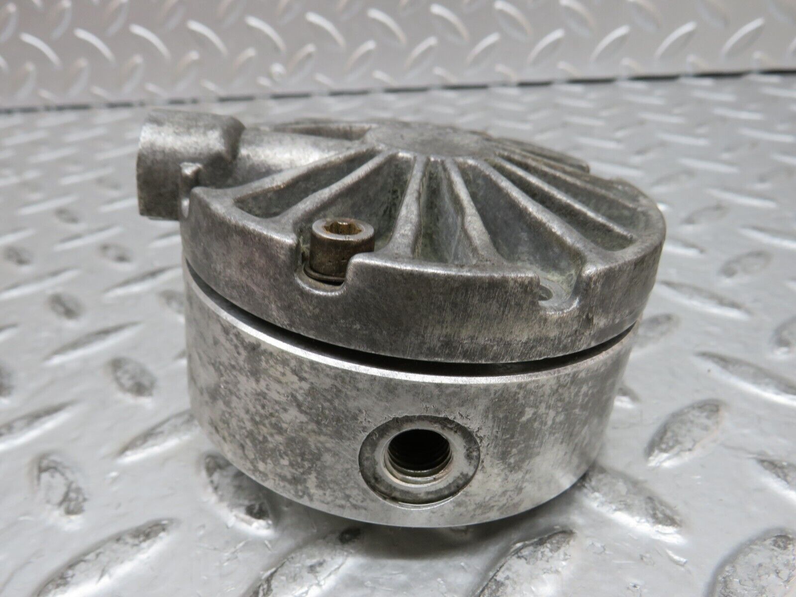 28496 Mercedes-Benz S123 240D Wagon Hydraulic Suspension Pump 1162360008