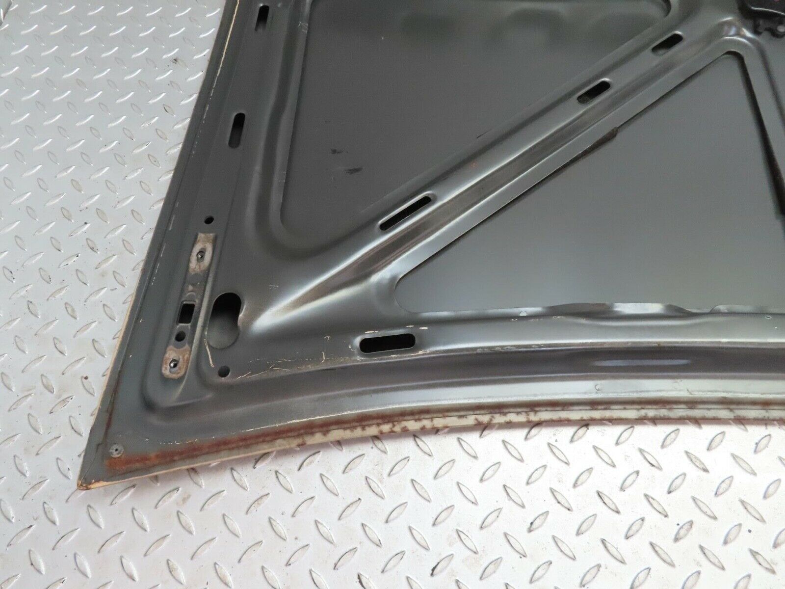 15815 Mercedes-Benz W123 280E Boot Lid Trunk Door