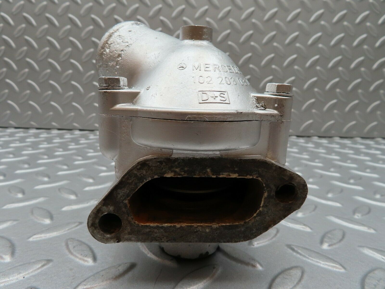 3866 Mercedes-Benz S123 200T Wagon Thermostat Housing 1022030374