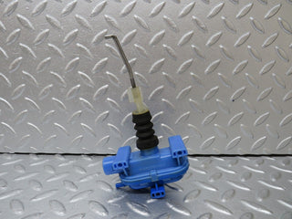 34331 Mercedes-Benz C126 380SEC Coupe Door Lock Vacuum Actuator Right Side