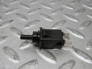 26207 Mercedes-Benz W116 450SE Door Contact Switch 0008212852