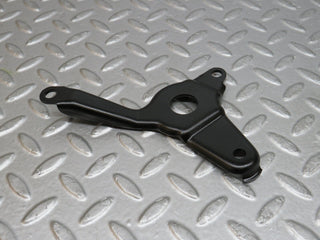 38114 Mercedes-Benz A124 320E Belt Tensioner Strut Bracket 1042020040