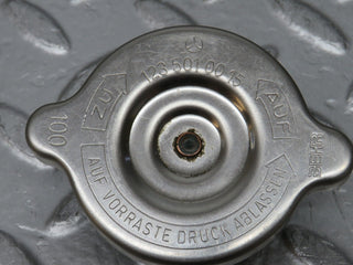 25581 Mercedes-Benz W123 200 Radiator Cap 1235010015