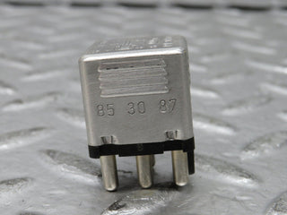 W123 multi purpose relay used OEM