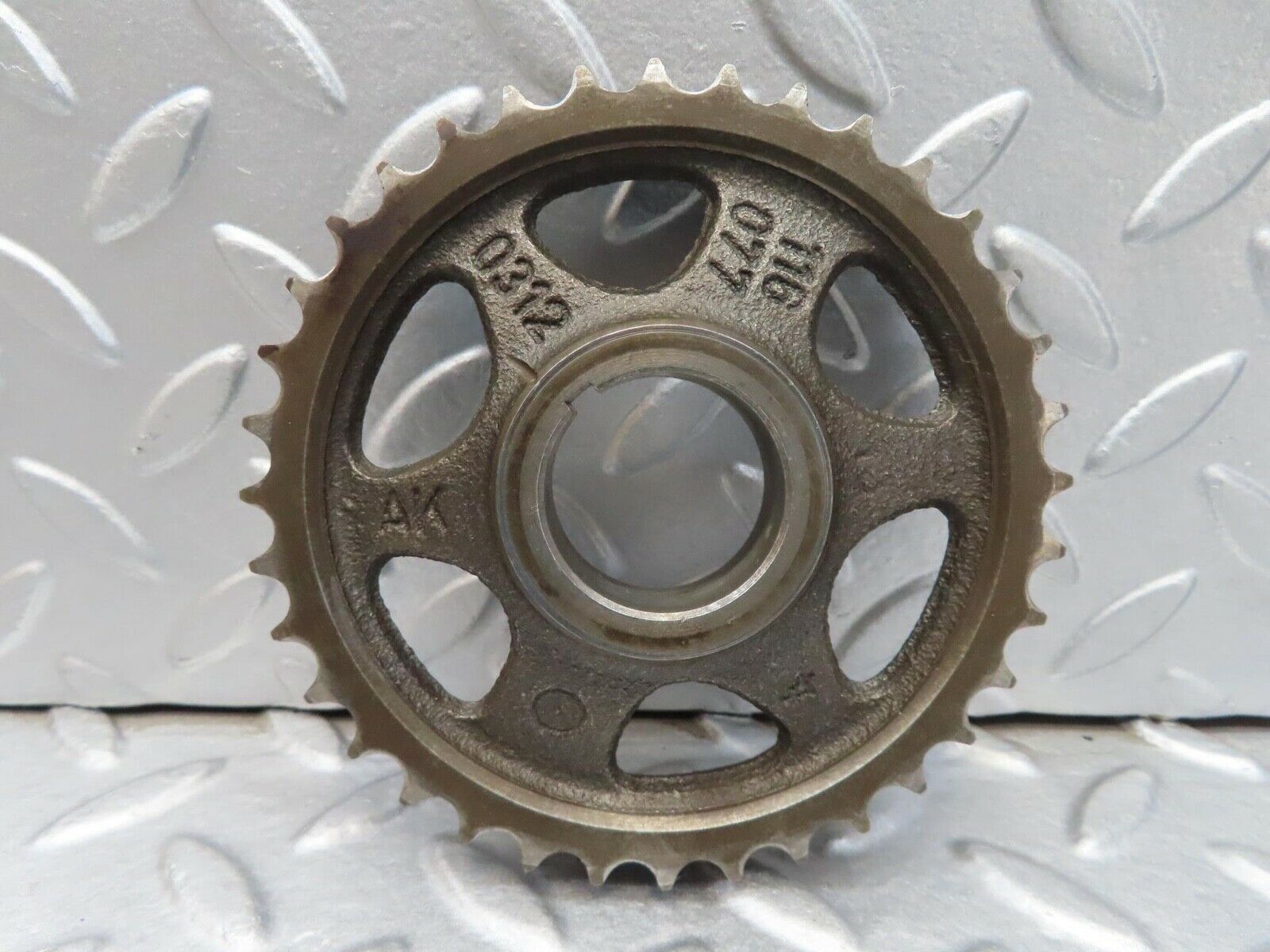 16026 Mercedes-Benz W123 280E Timing Gear Sprocket 1160770312