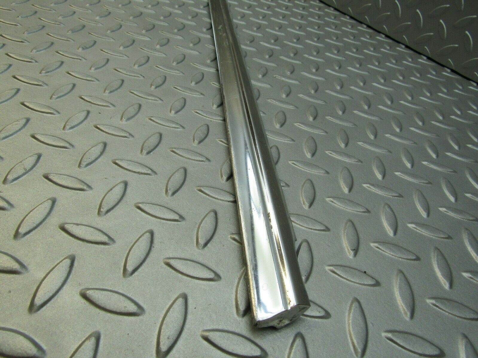 3314 Mercedes-Benz W108 280SE Rear Left Door Chrome Moulding Trim