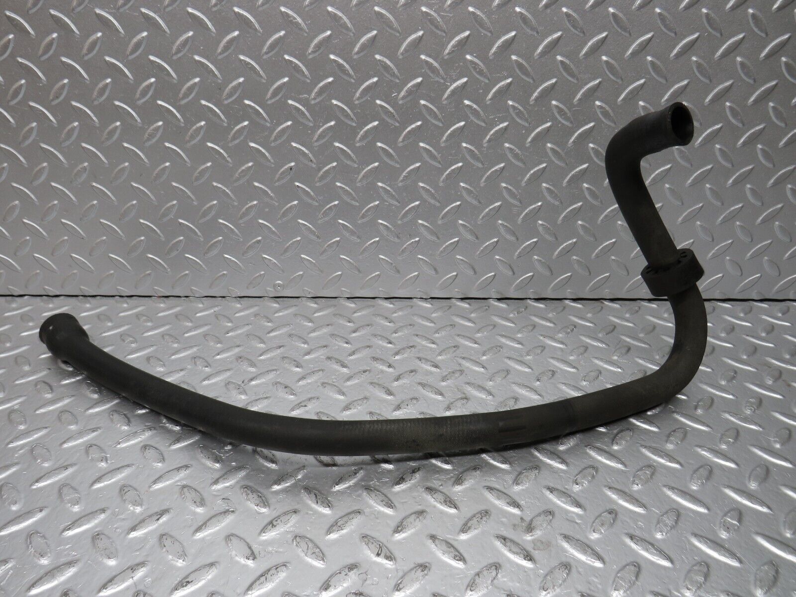33935 Mercedes-Benz W124 260E Coolant Hose Pipe 1245012782