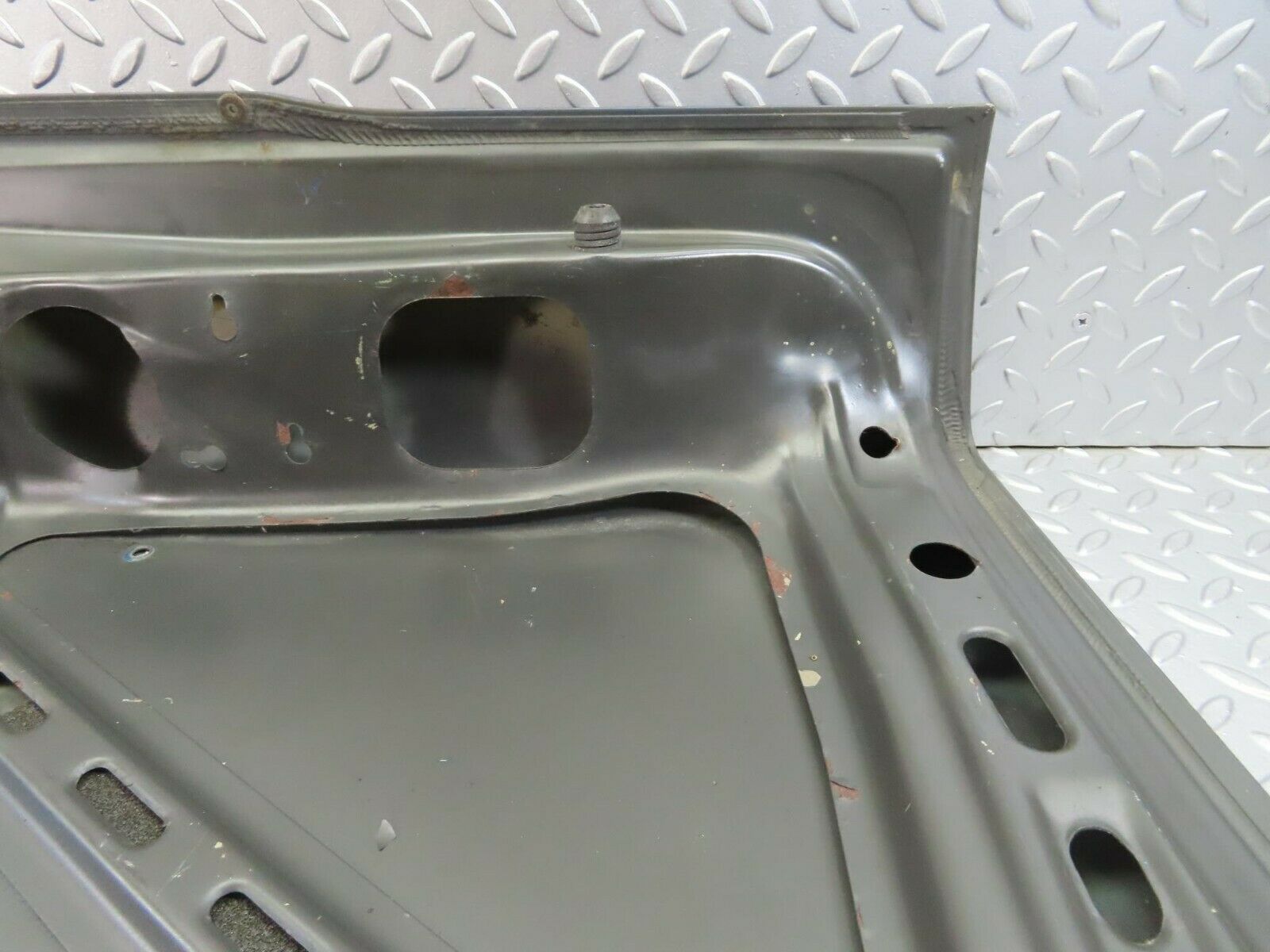 10302 Mercedes-Benz W201 Boot Lid Trunk Door