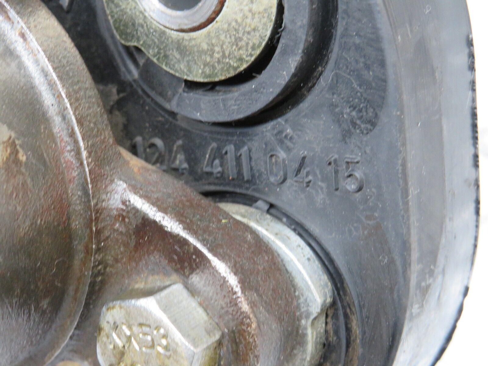 32510 Mercedes-Benz S124 300TE Wagon Cardan Shaft Prop Shaft 1244110415