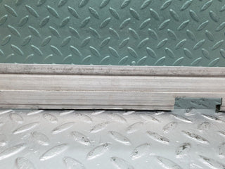 41131 Mercedes-Benz W126 300SE Front Right Door Window Glass