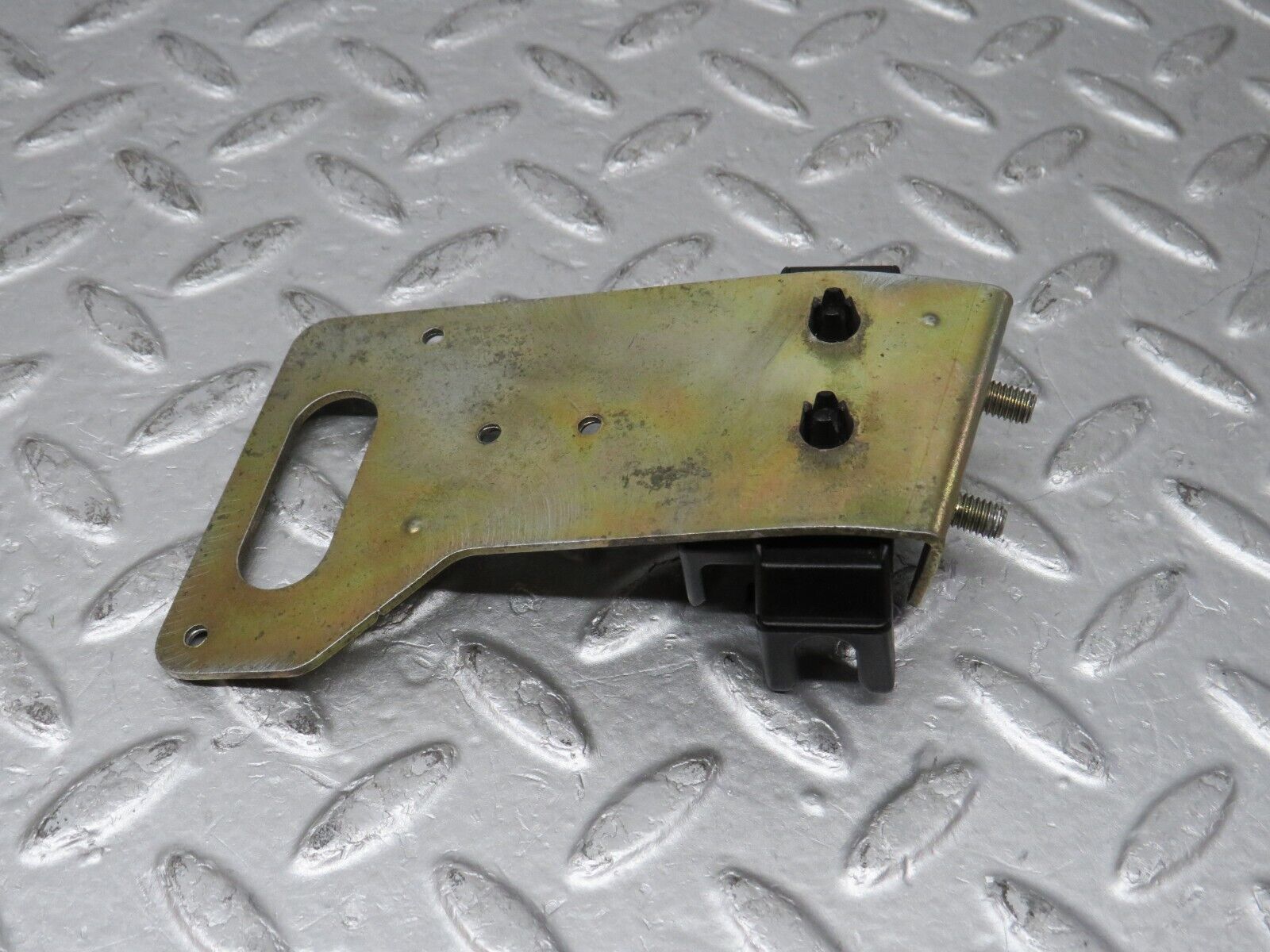 37993 Mercedes-Benz A124 320E Cabriolet ABS Cable Wire Bracket 1245454347