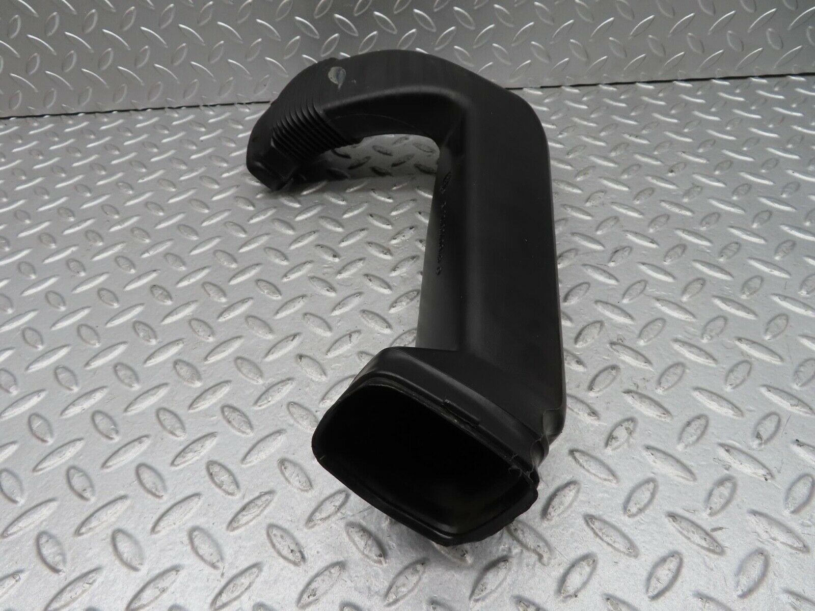 14567 Mercedes-Benz W201 190E Air Duct Pipe Hose Left 2018310946