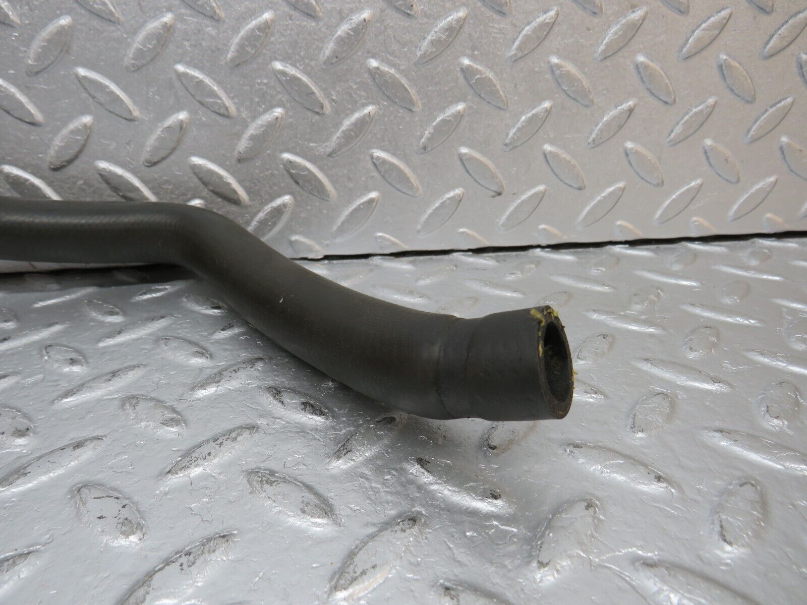 39688 Mercedes-Benz R129 320SL Coupe Coolant Hose Pipe 1298321394