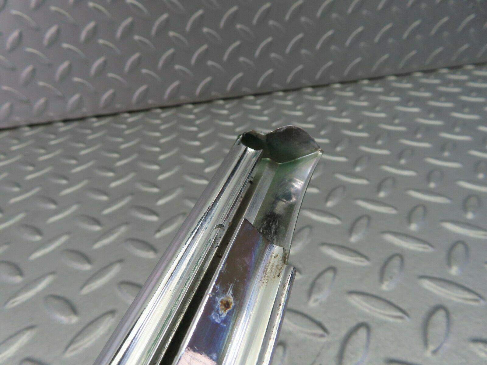 7921 Mercedes-Benz W115 220D Rear Right Door Chrome Moulding Trim