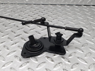 41233 Mercedes-Benz W126 300SE Throttle Linkage