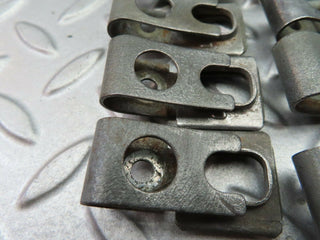 6252 Mercedes-Benz W126 380SE Fuel Injector Bracket Holder Set