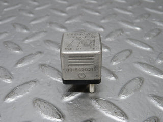 32473 Mercedes-Benz S124 300TE Wagon Multi Purpose Relay 0015420219