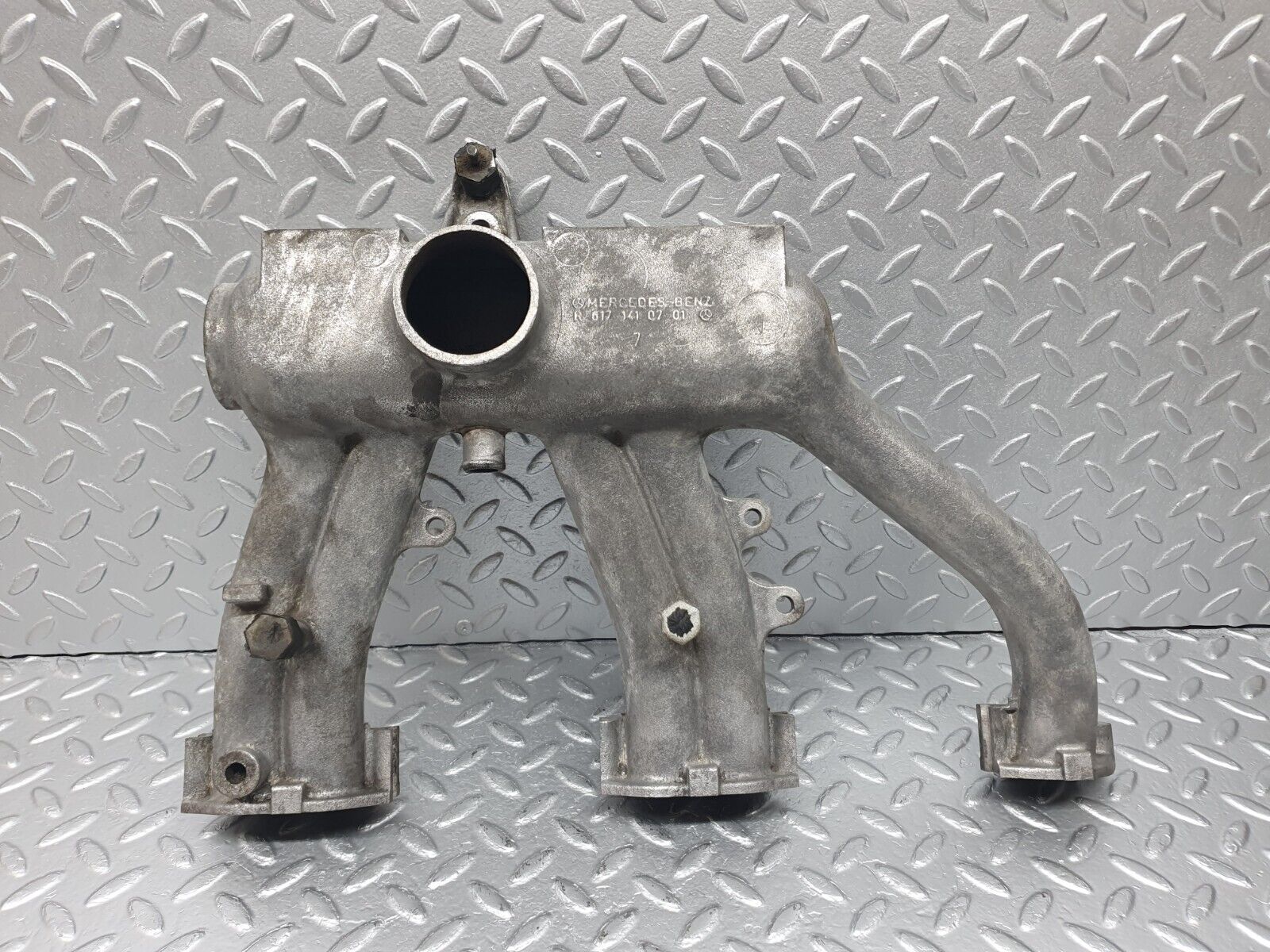 40733 Mercedes-Benz W123 300D Intake Manifold 6171410701