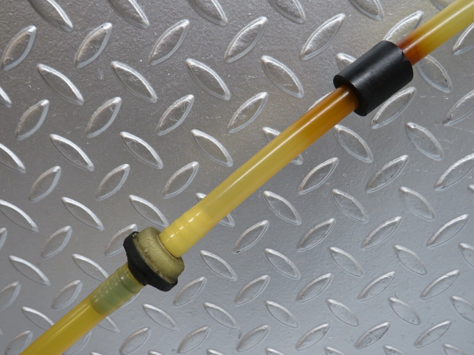 32507 Mercedes-Benz S124 300TE Wagon Brake Servo Vacuum Pipe