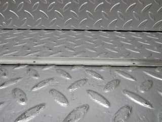 31268 Mercedes-Benz S124 220TE Wagon Sunroof Chrome Trim