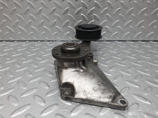 41024 Mercedes-Benz W126 300SE Engine Cooling Fan Clutch Bracket 1032050805 6012000770