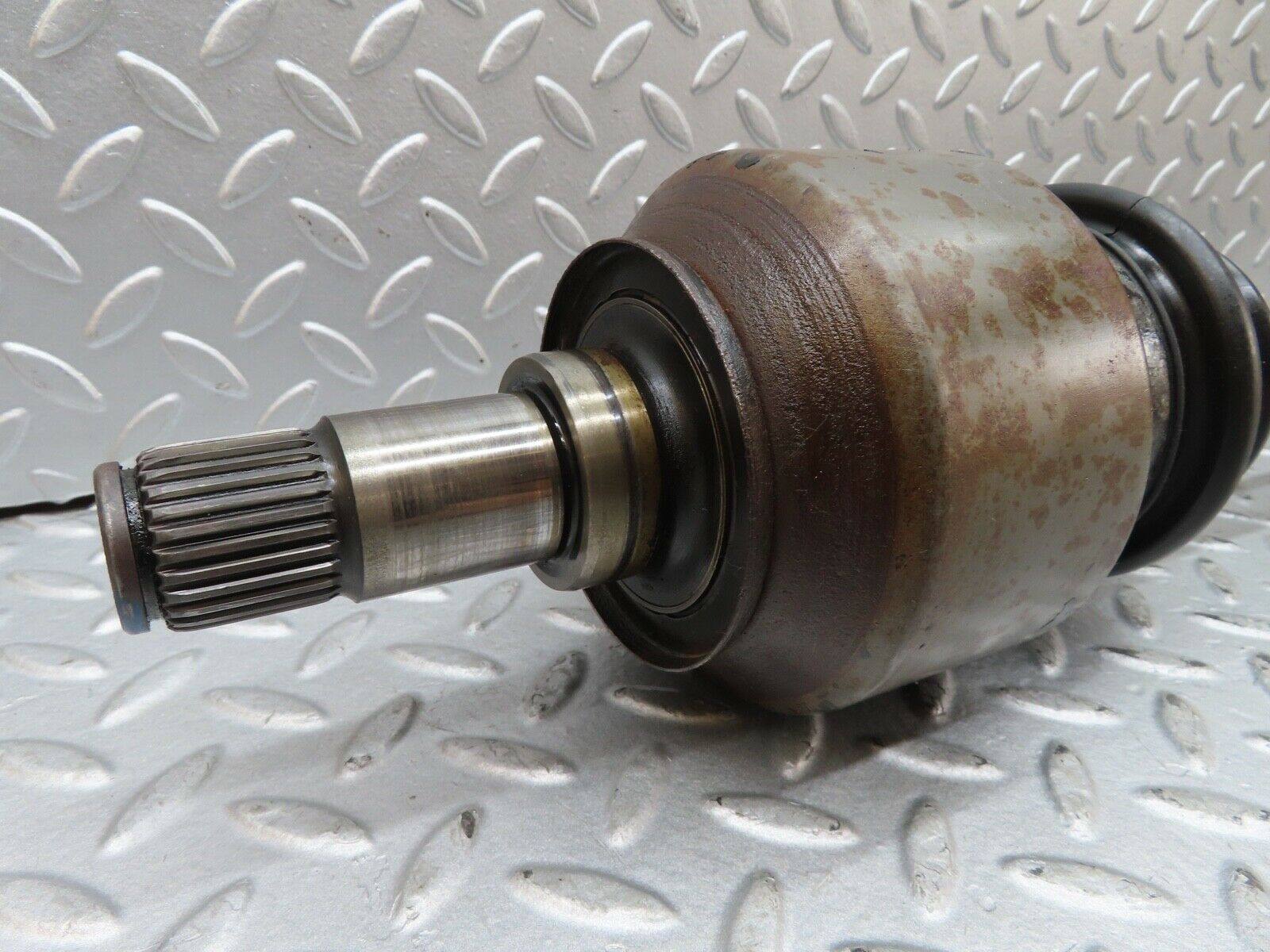 17810 Mercedes-Benz W116 450SEL Axle Shaft Drive Shaft