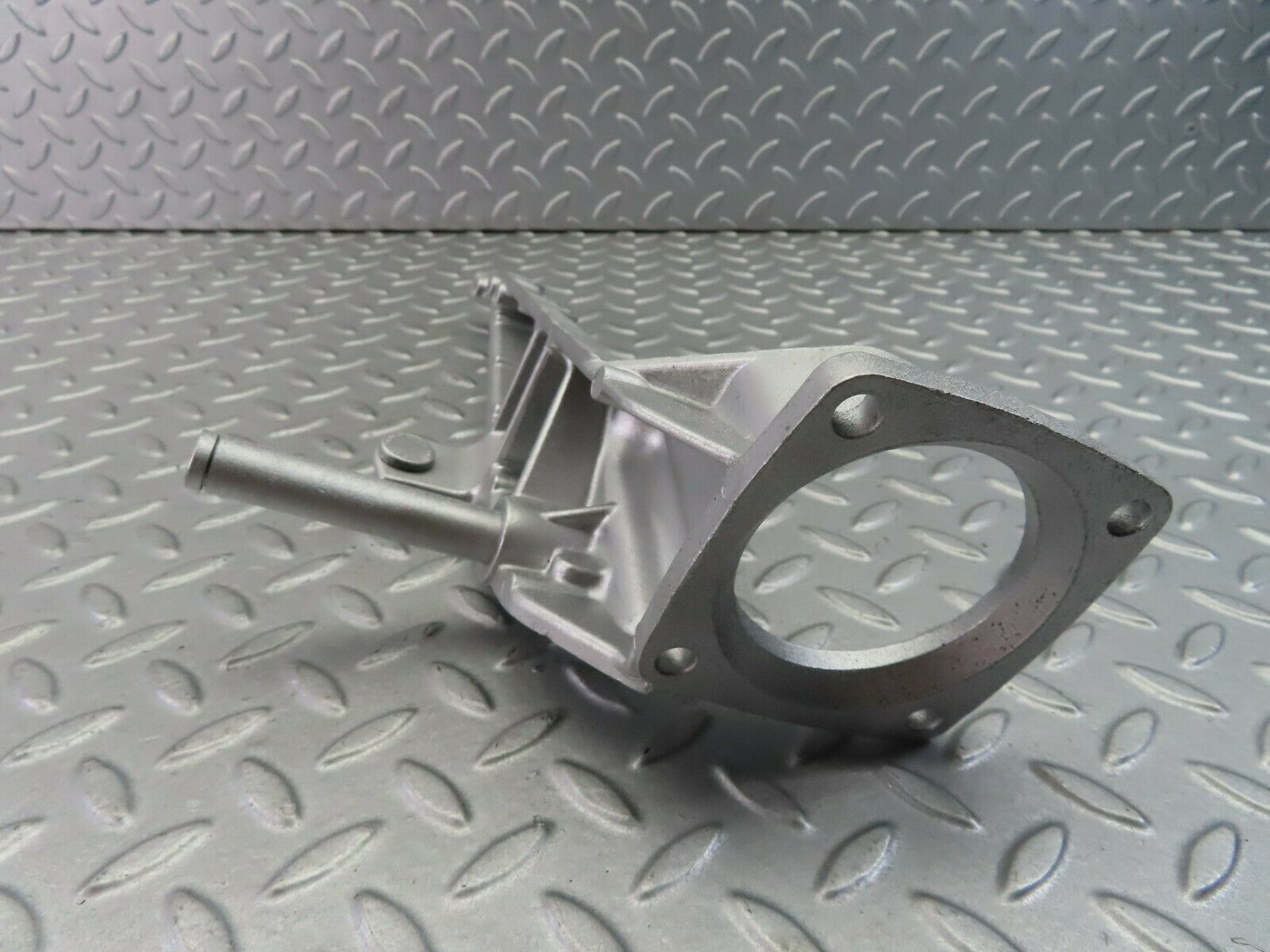 7991 Mercedes-Benz W115 220D Brake Pedal Bracket 1152940701