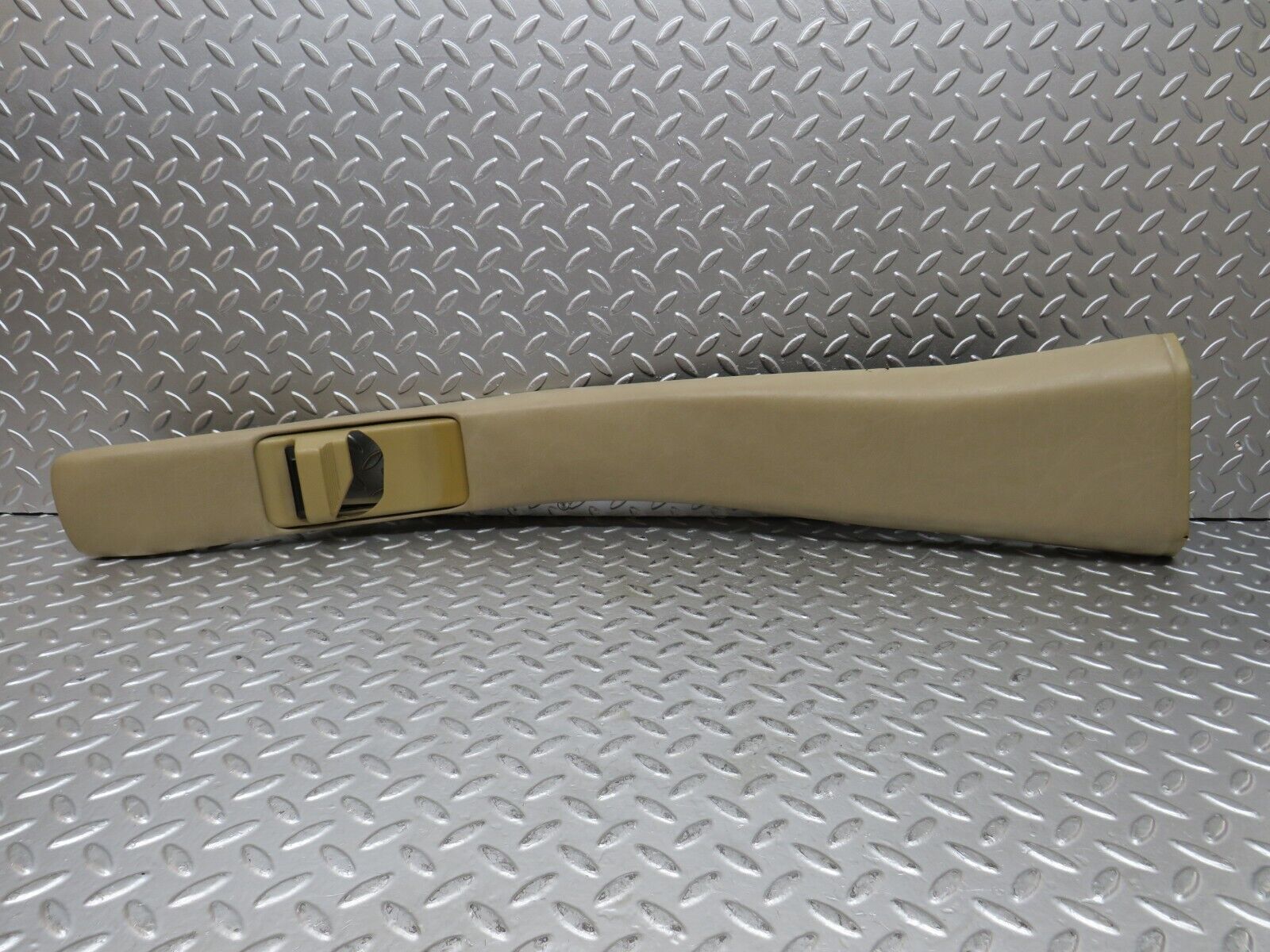 27525 Mercedes-Benz S124 300TE B Pillar Cover Right Side Beige 1246923689