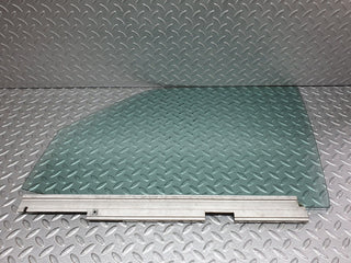 41131 Mercedes-Benz W126 300SE Front Right Door Window Glass