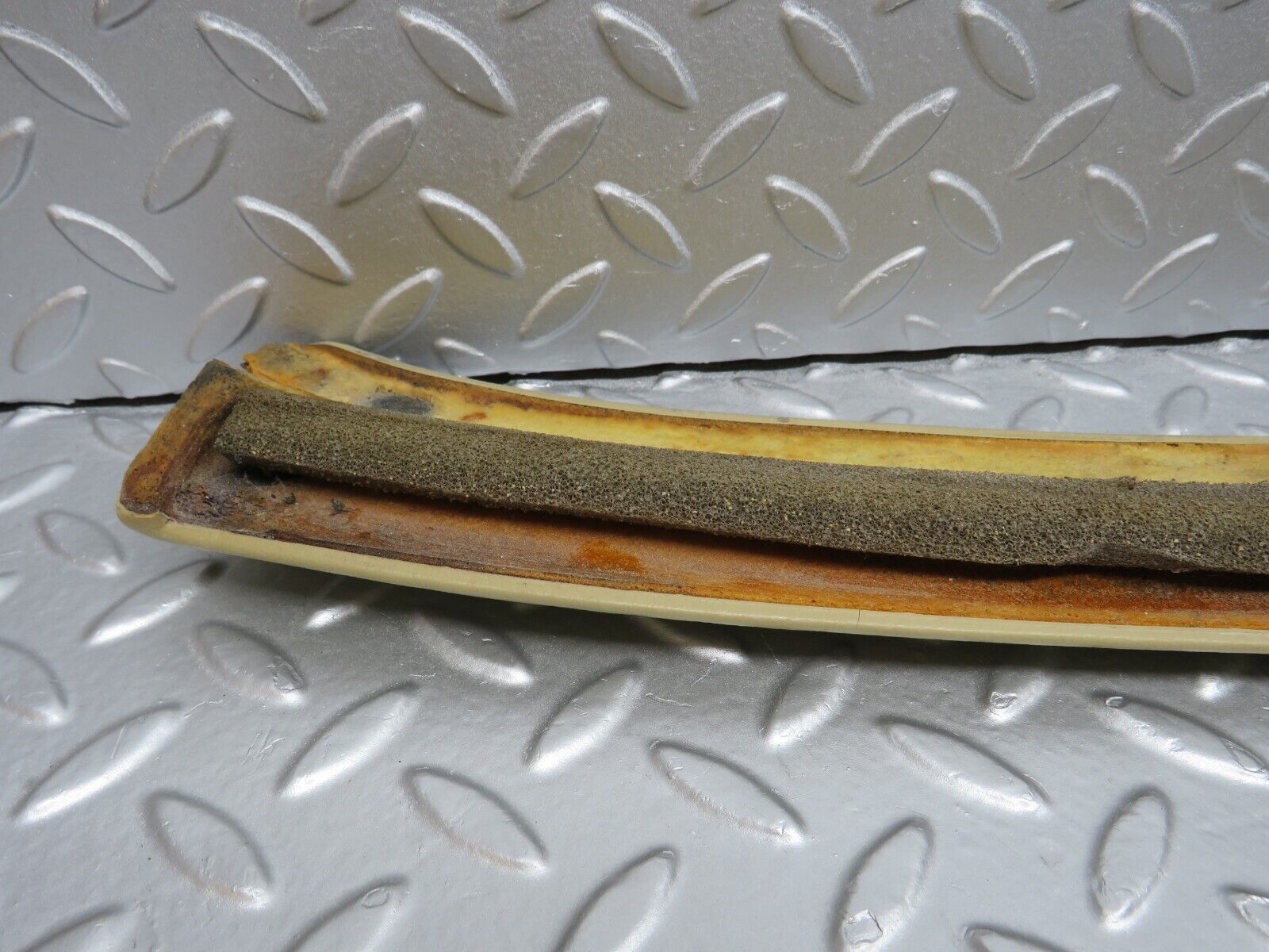 40195 Mercedes-Benz R107 Hardtop Windshield Lower Cover Panel