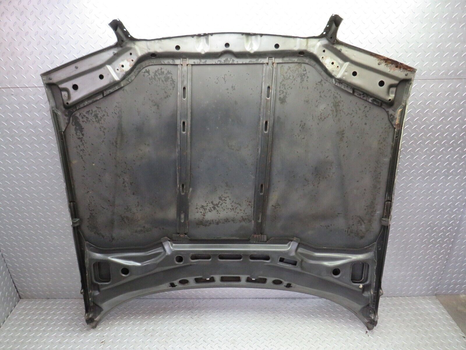 36225 Mercedes-Benz W126 420SE Bonnet