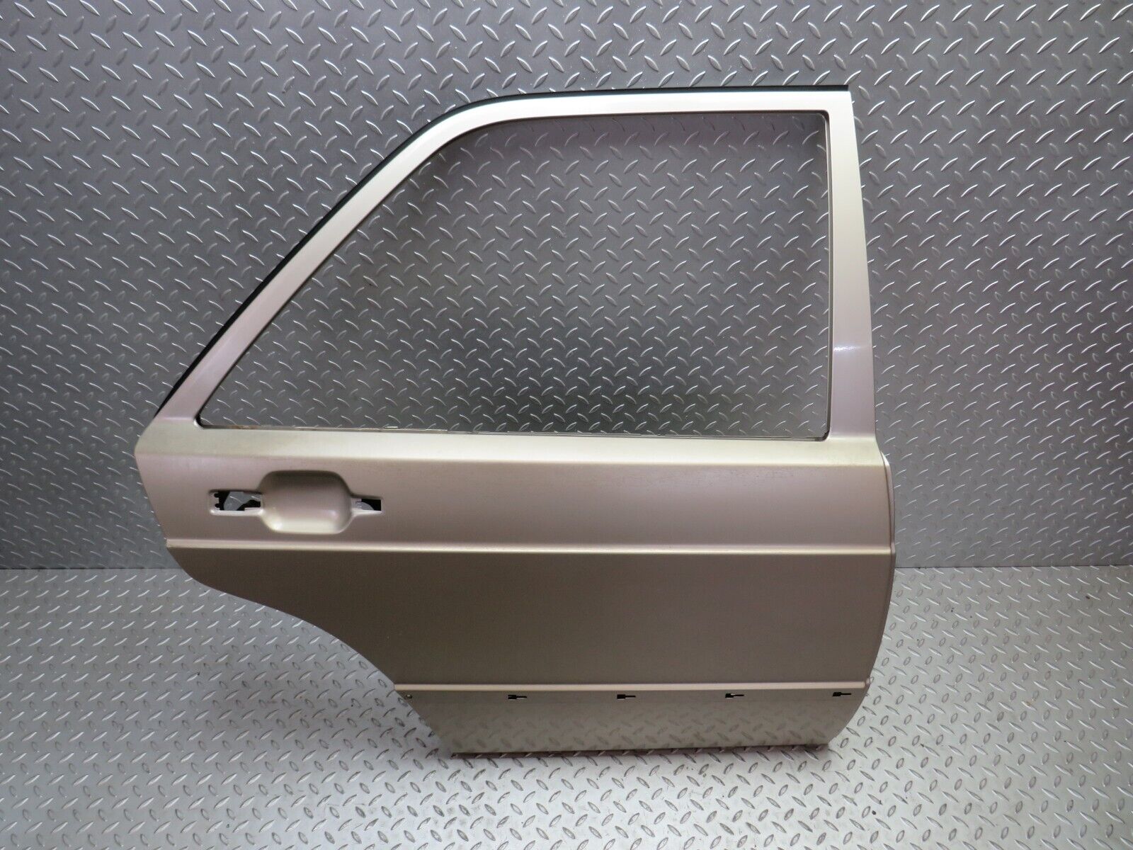 33842 Mercedes-Benz W201 190E 2.0L Rear Right Door