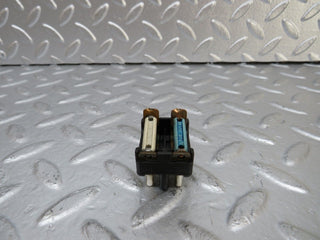 25525 Mercedes-Benz W123 200 Fuse Box Connector 1235400950