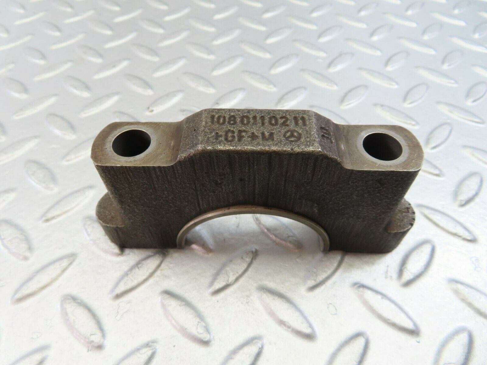 9875 Mercedes-Benz C123 280CE Coupe Crankshaft Bearing Holder Block 1080110211