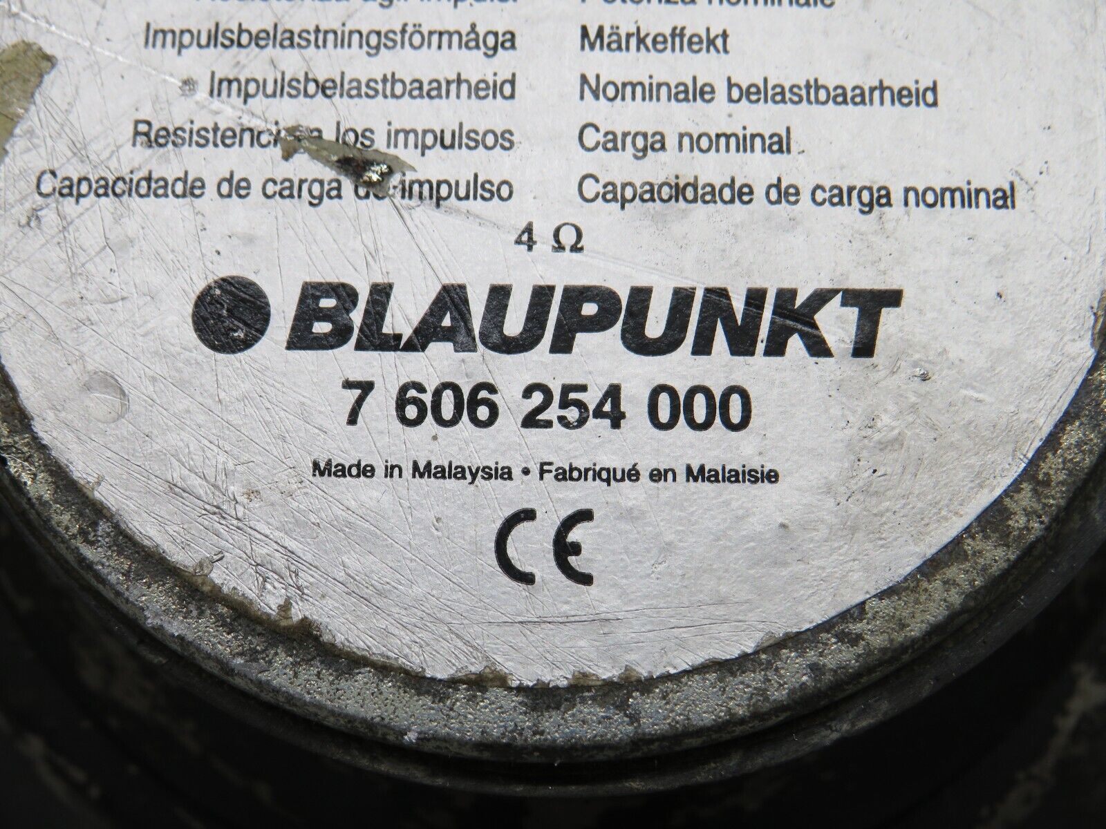 37863 Mercedes-Benz A124 320E Cabriolet Front Left Door Speaker Blaupunkt 7606254000