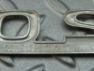 5800 Mercedes-Benz W123 200 Trunk Badge Emblem 1238170215