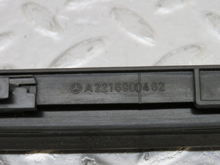 35258 Mercedes-Benz W221 Rear Right Door Lower Seal Trim 2216900462