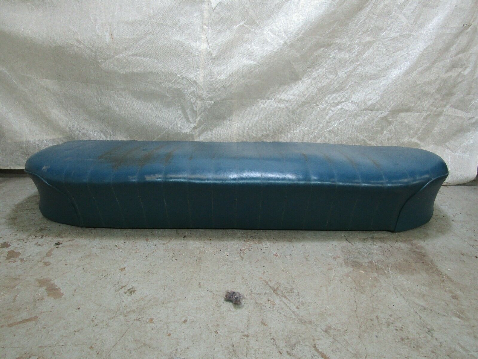 3259 Mercedes-Benz W120 PONTON Rear Seat Blue Bottom