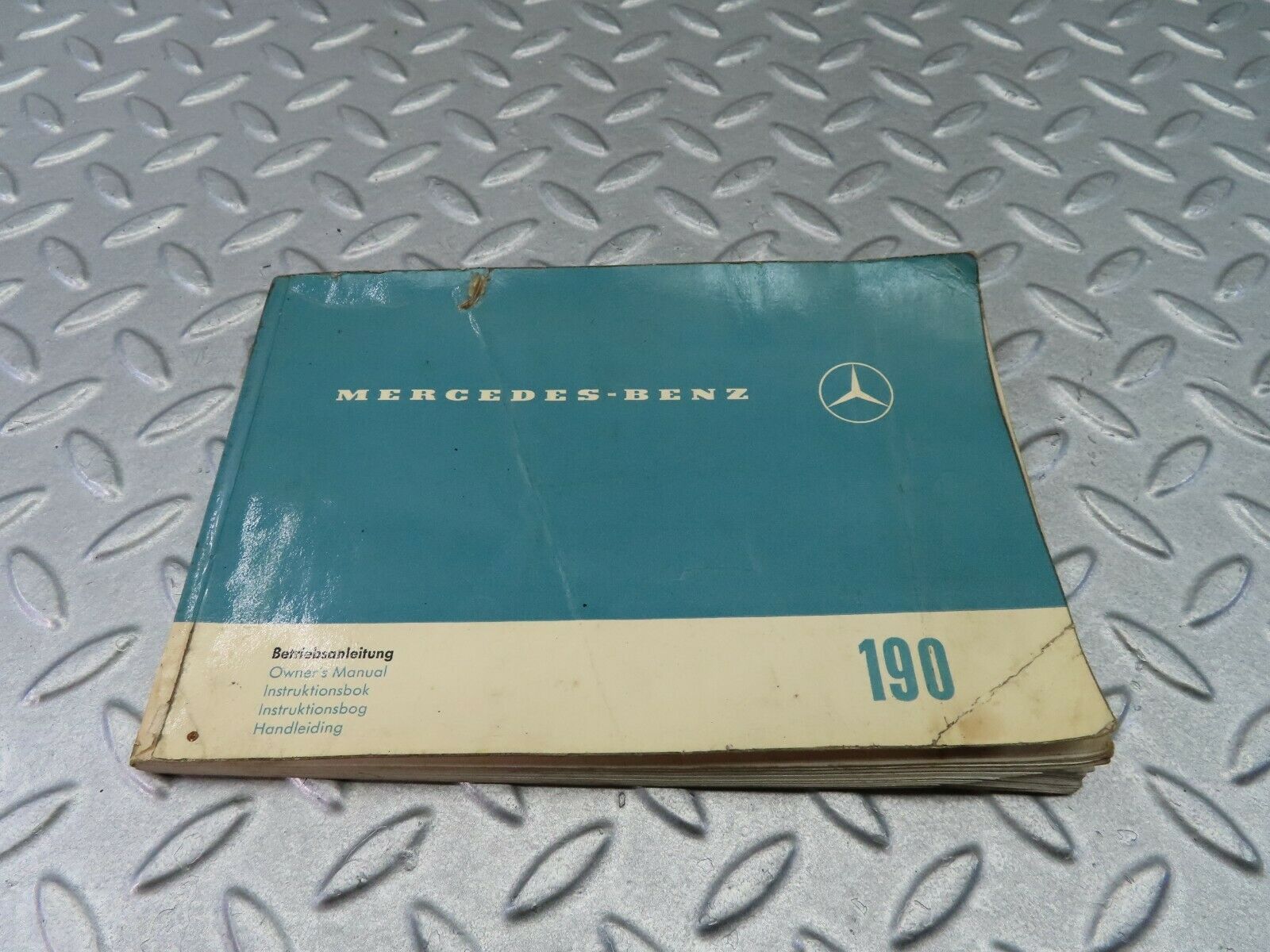 8000 Mercedes-Benz W110 190C Owner's Manual Handbook 1105841696