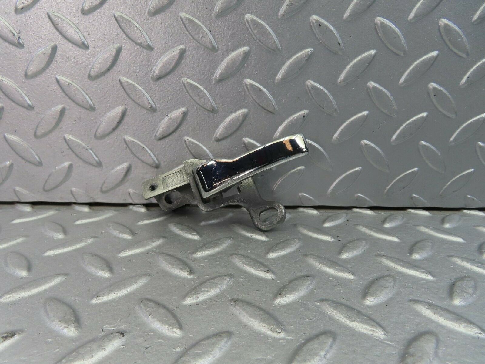 10761 Mercedes-Benz W123 230E Left Interior Door Handle 1237600161