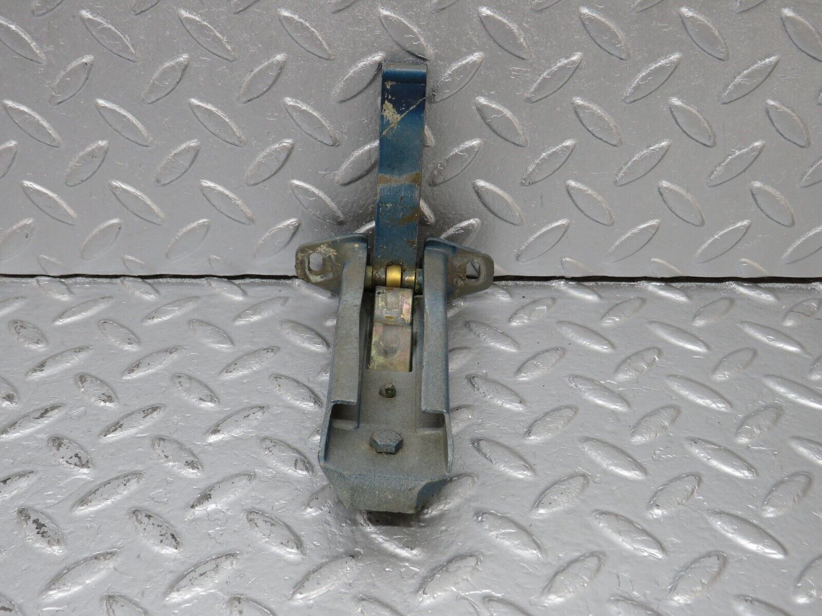 40277 Mercedes-Benz W110 230 Rear Door Safety Check Strap 1107230127