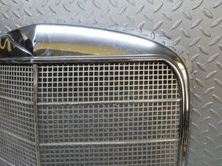40343 Mercedes-Benz W110 230 Bonnet Grill Chrome