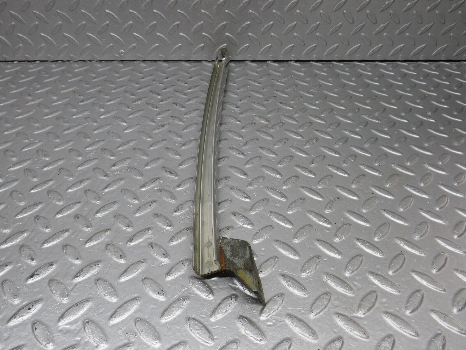 40584 Mercedes-Benz W123 300D Rear Right Door Window Chrome Channel